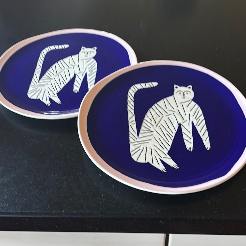 M Velho Blue Plates with White Cat Design for Anthropologie. Set of 2 Folksong